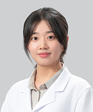 박나영